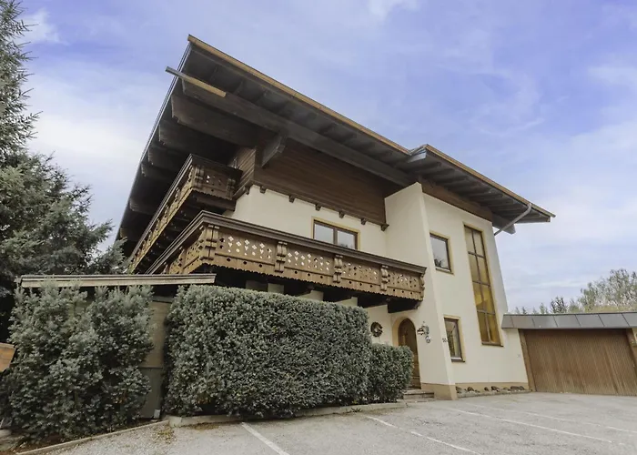 Schmuckstueck By Interhome באד הופגסטין