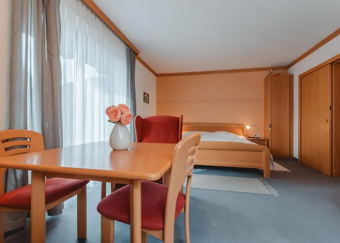 Schmuckstueck By Interhome * באד הופגסטין