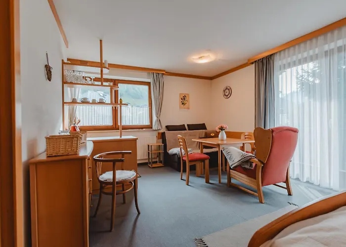 Schmuckstueck By Interhome * באד הופגסטין